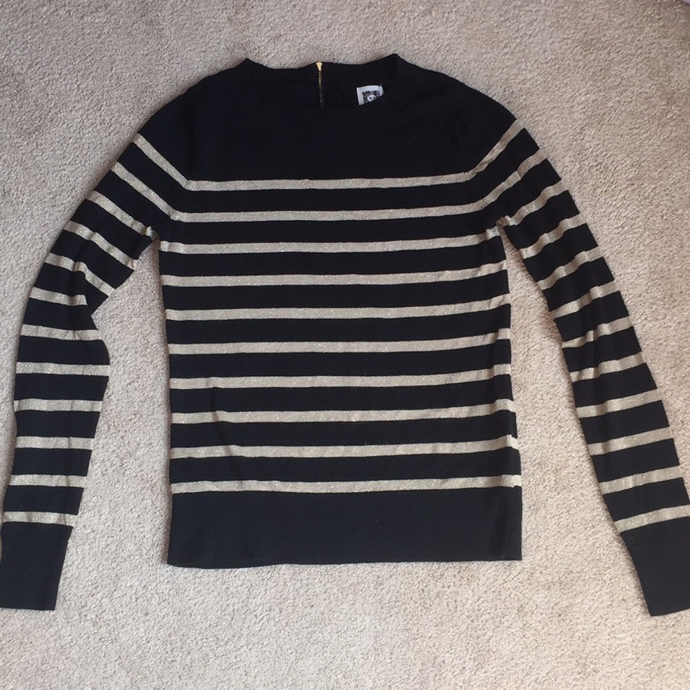 3/$35 AK striped sweater size XS